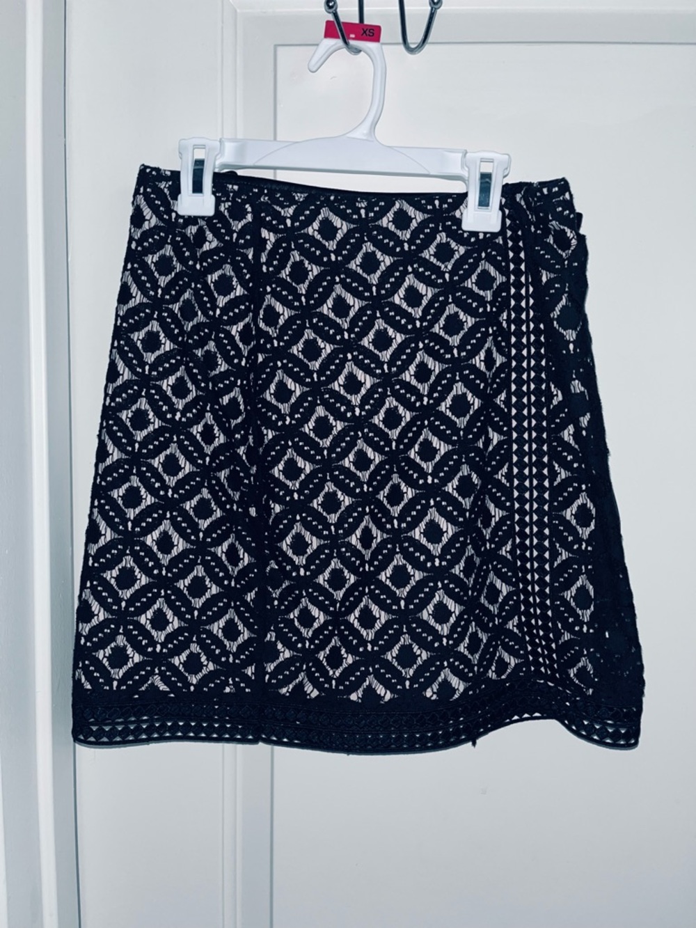 STUNNING Express Black and Cream Lace A-Line Skirt NWOT